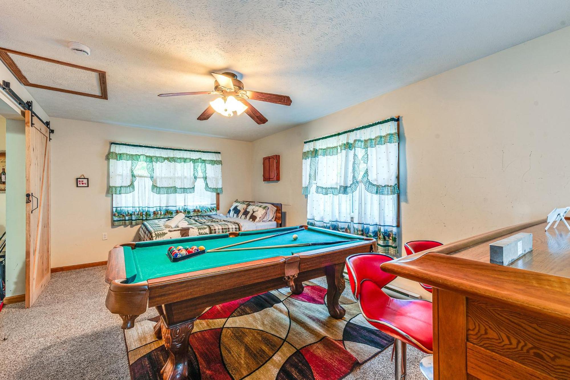 Pet-Friendly Pocono Lake Oasis With Hot Tub! מראה חיצוני תמונה